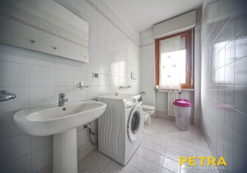 casa al mare a san benedetto del tronto via colleoni