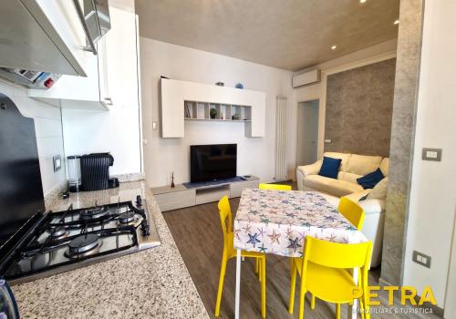 Appartamento - Fieramosca 9 int.5 - trilocale 6 posti letto - SAN BENEDETTO DEL TRONTO