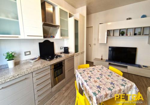 Appartamento - Fieramosca 9 int.5 - trilocale 6 posti letto - SAN BENEDETTO DEL TRONTO